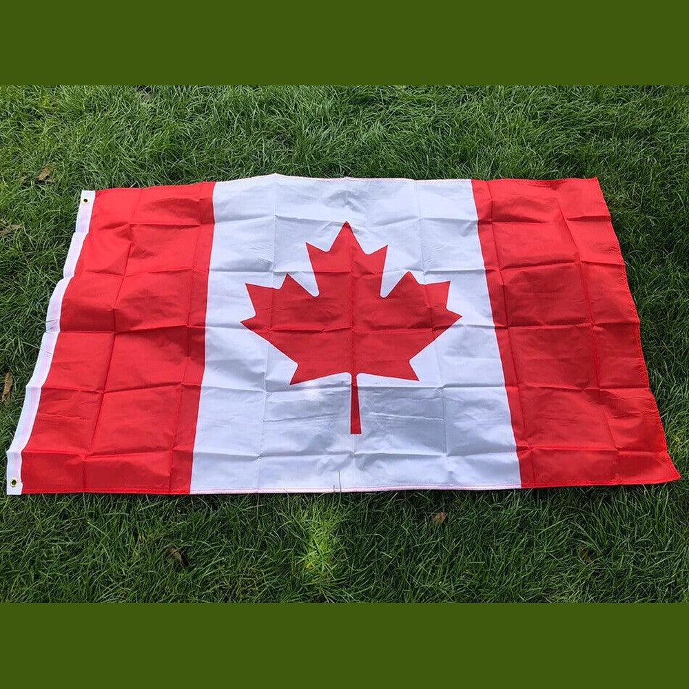 The National Flag of Canada 3 ft x 5 ft NEW! Home & Garden:Yard, Garden & Outdoor Living:Décor:Flags Style Your Walls